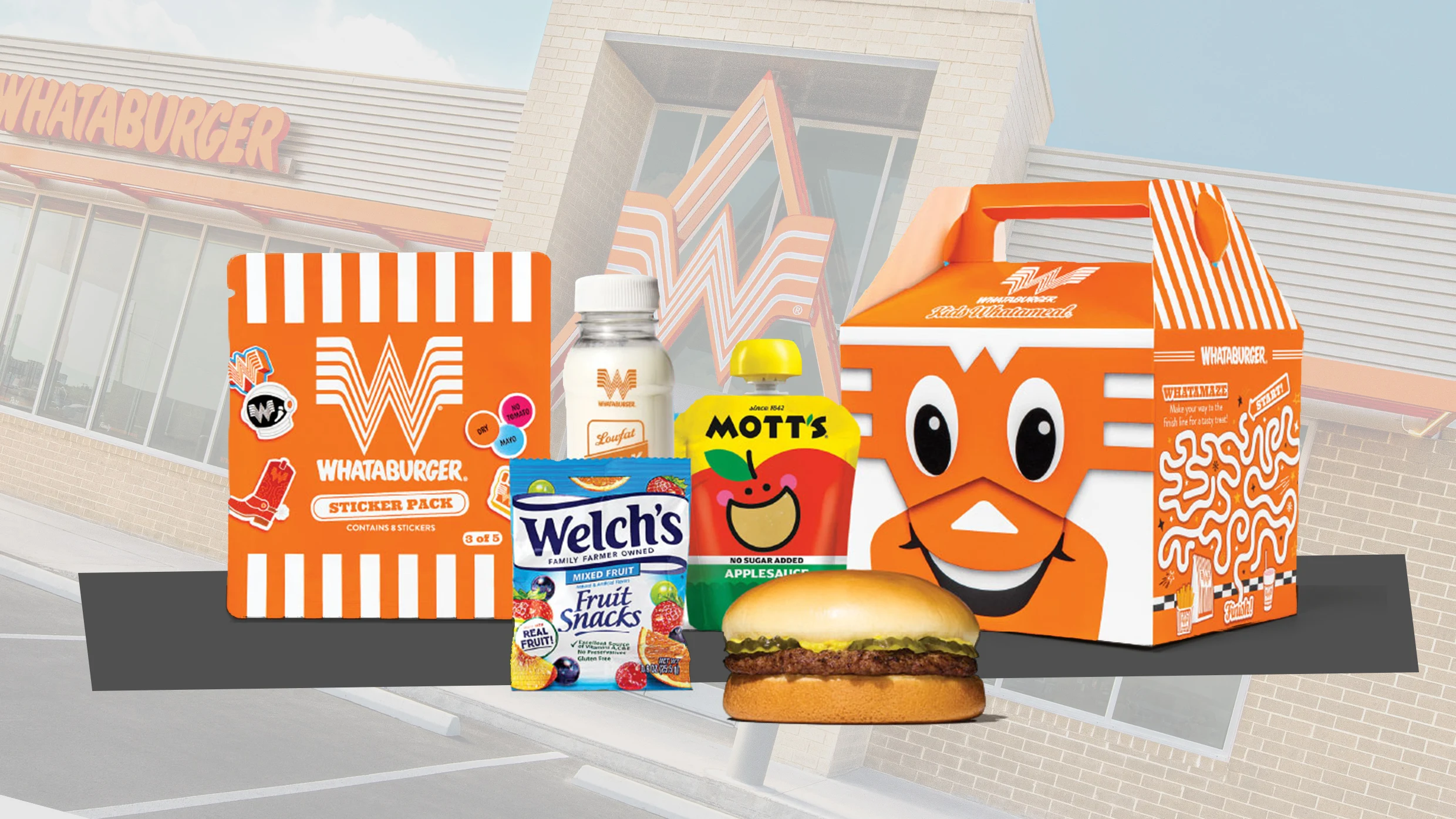 プラ玩具よりシールが人気、米バーガーチェーンがキッズ食の定番を覆す